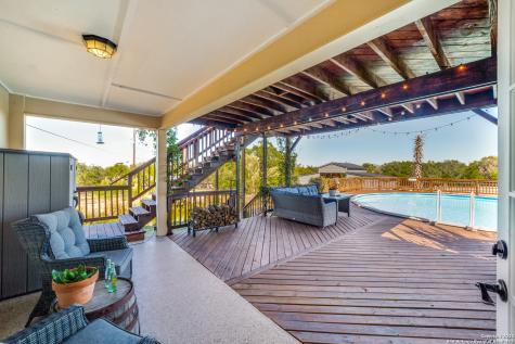 43 N Fm 3351 Bergheim TX 78004