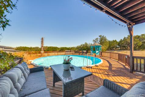 43 N Fm 3351 Bergheim TX 78004