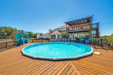 43 N Fm 3351 Bergheim TX 78004