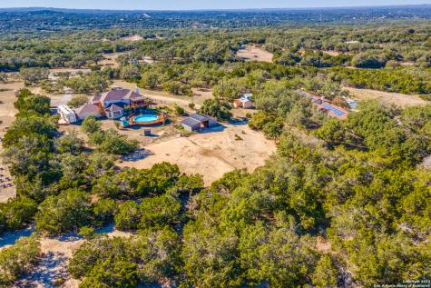 43 N Fm 3351 Bergheim TX 78004