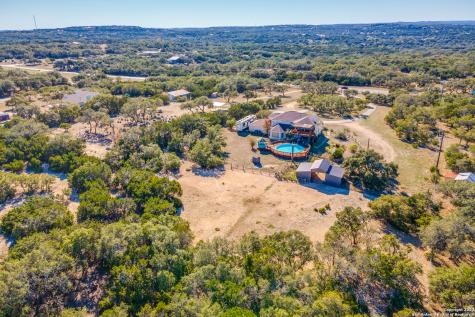 43 N Fm 3351 Bergheim TX 78004