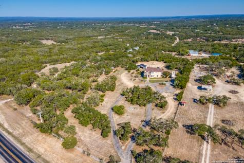 43 N Fm 3351 Bergheim TX 78004