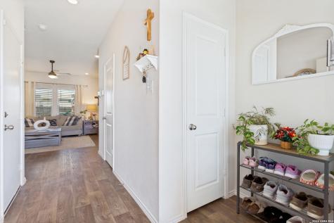 3434 Angus Crossing San Antonio TX 78245