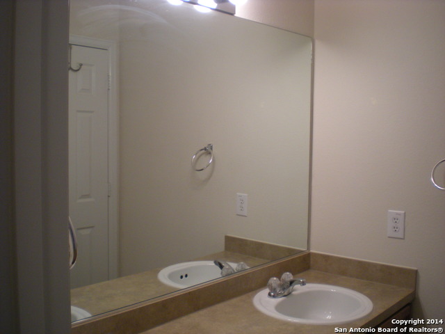 13330 Bristow Dawn San Antonio TX 78217