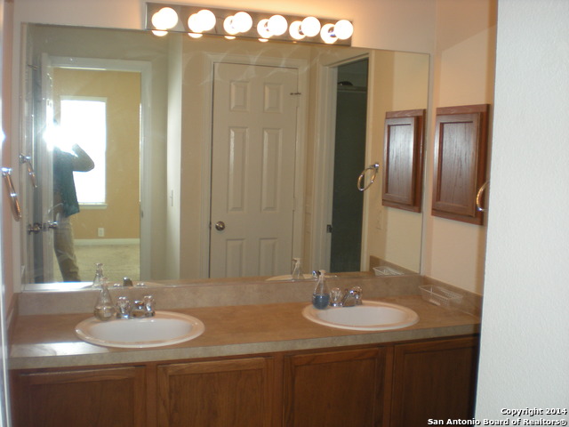 13330 Bristow Dawn San Antonio TX 78217