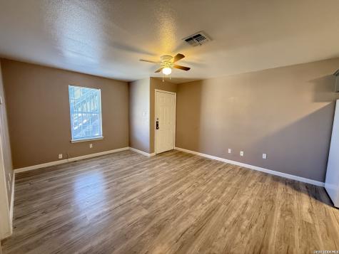 1405 Donaldson San Antonio TX 78228