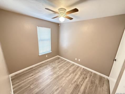 1405 Donaldson San Antonio TX 78228