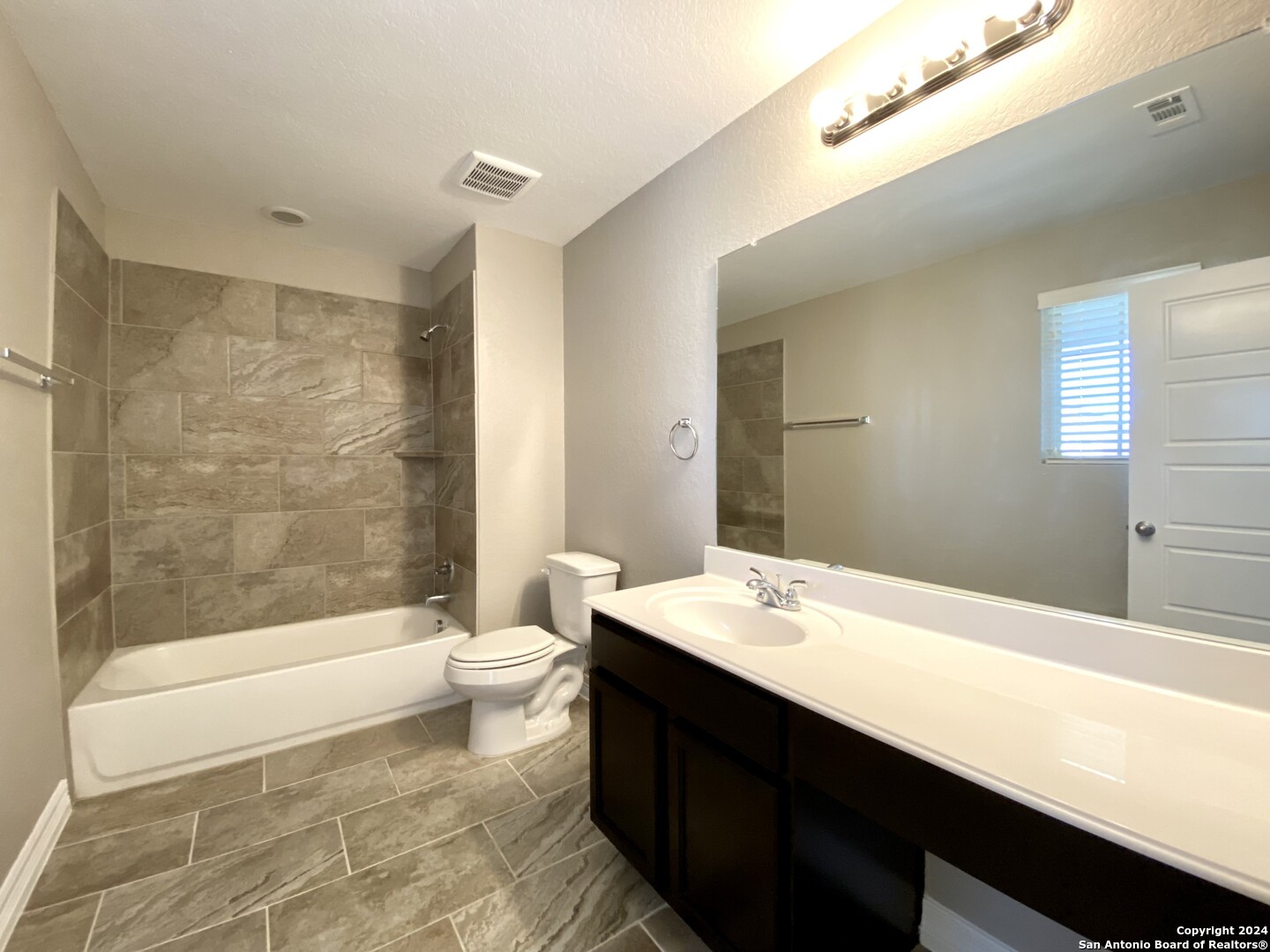 1206 Ranch Falls San Antonio TX 78245