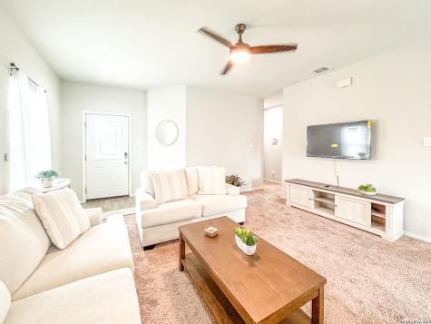 9023 Alvarado Bend San Antonio TX 79245