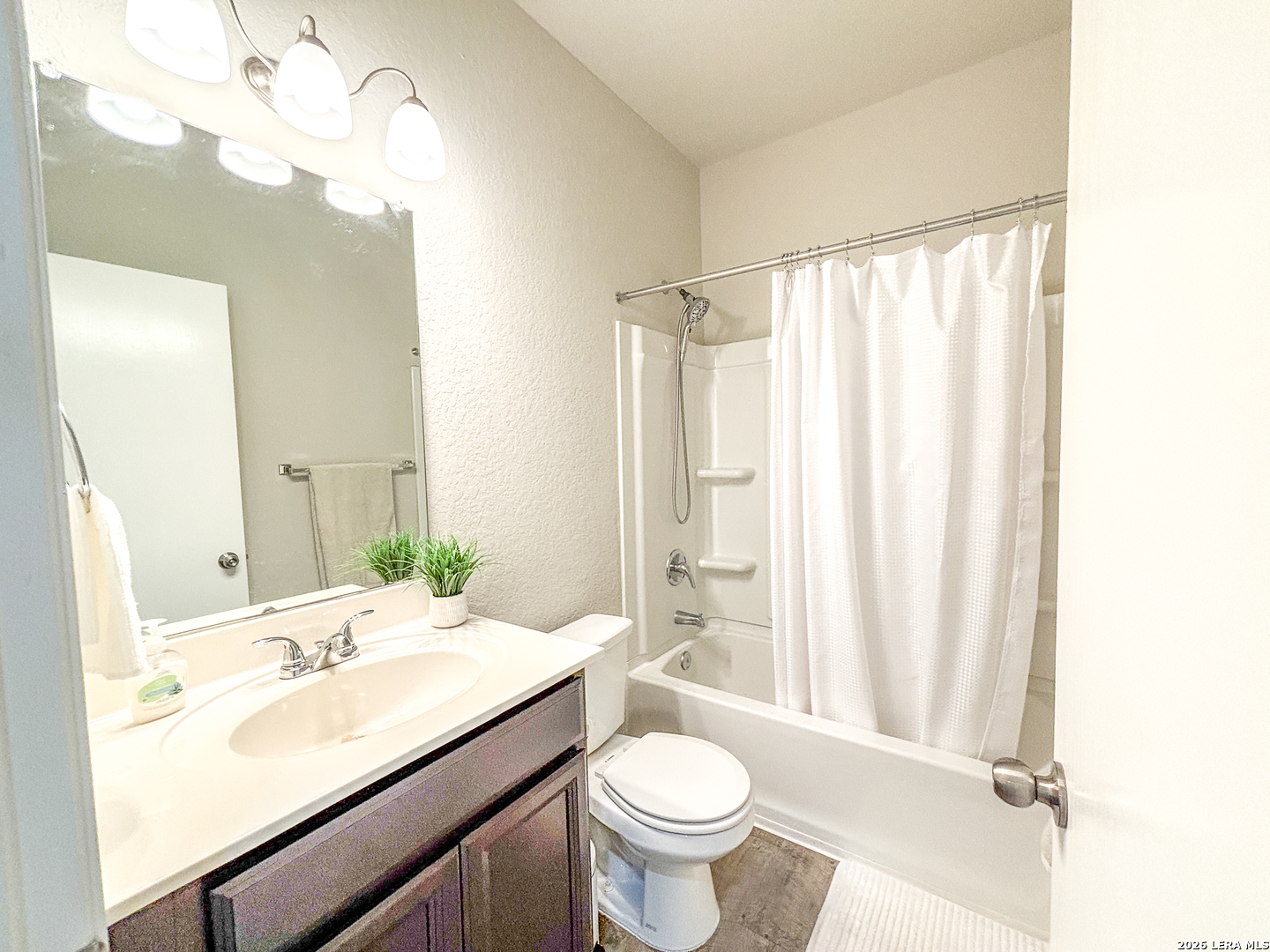 9023 Alvarado Bend San Antonio TX 79245