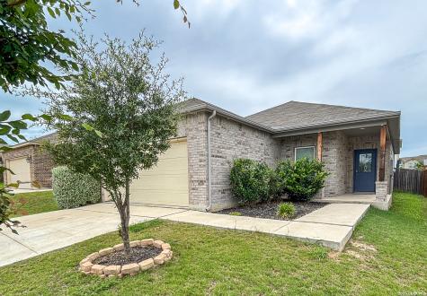 9023 Alvarado Bend San Antonio TX 79245