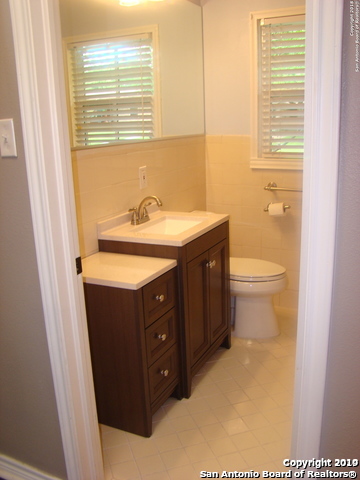 417 Harmon Drive San Antonio TX 78209