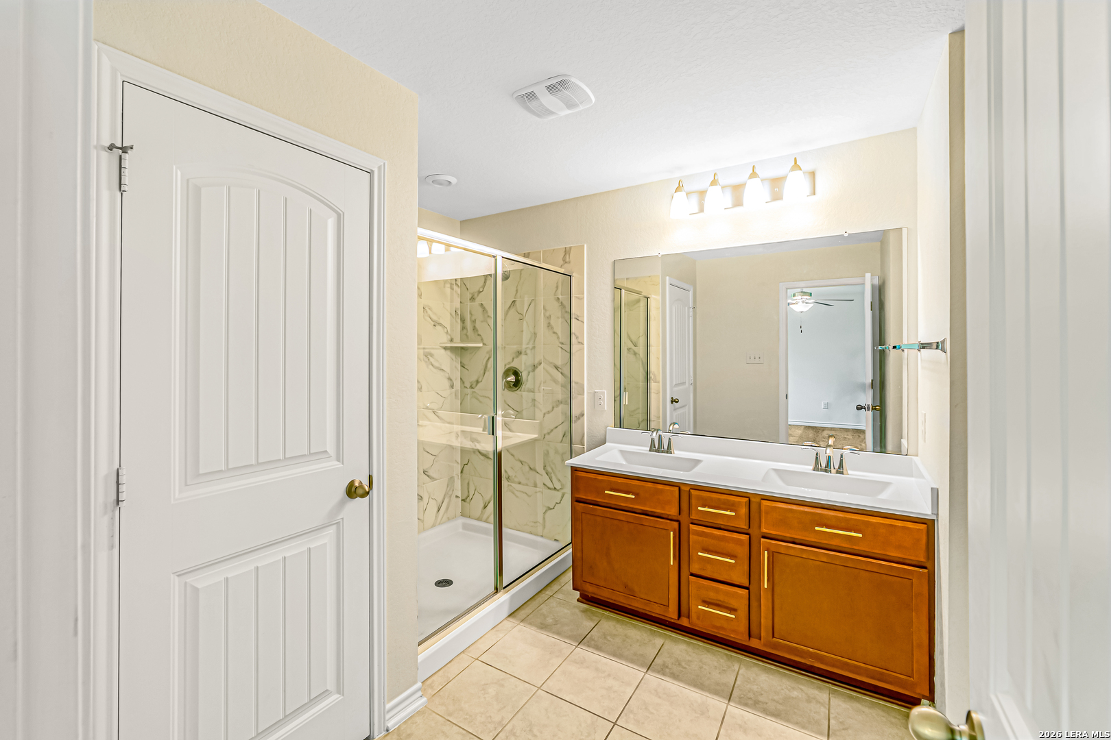 5911 Eckhert San Antonio TX 78240