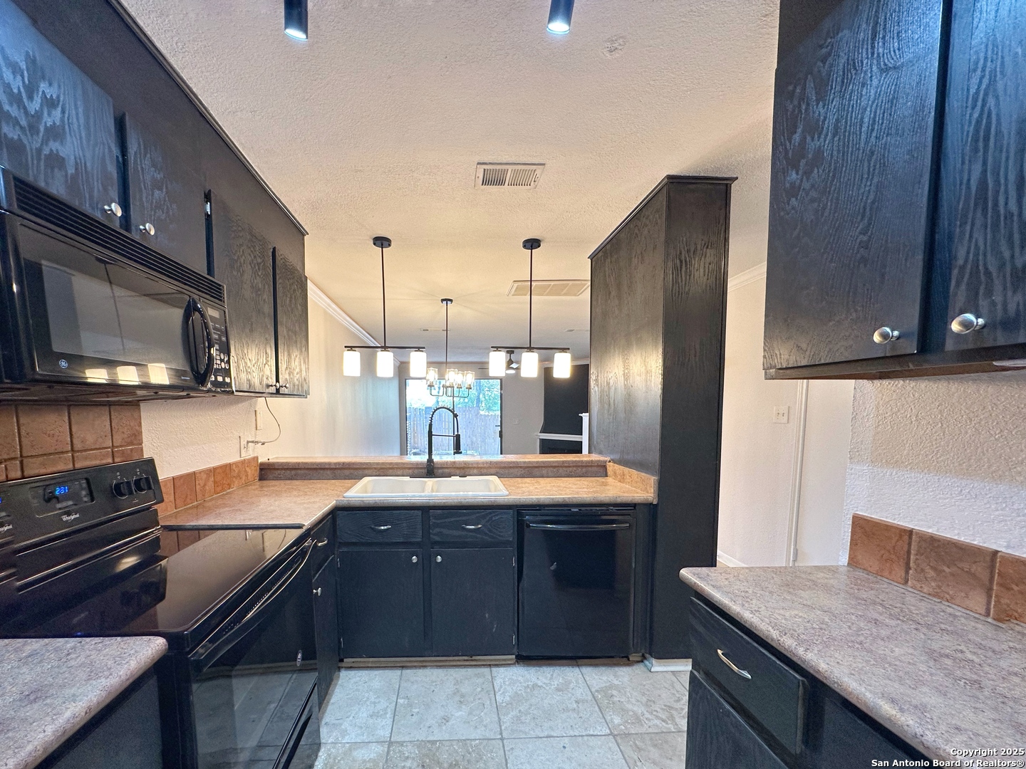 11815 Vance Jackson San Antonio TX 78230