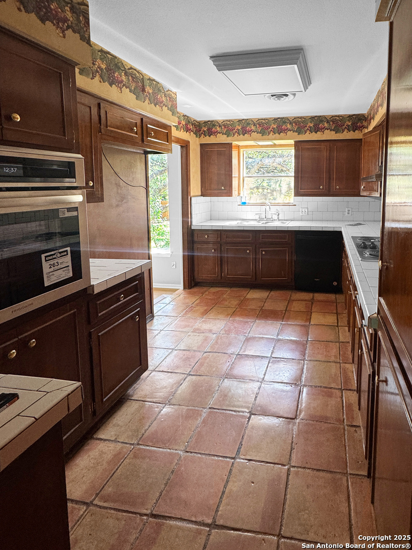 11414 Sandman San Antonio TX 78216