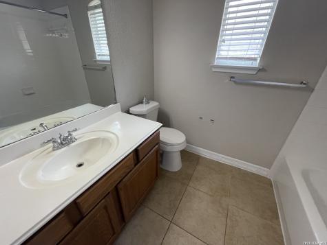 522 Calm Springs San Antonio TX 78260