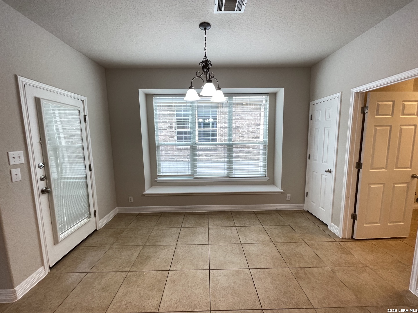 522 Calm Springs San Antonio TX 78260