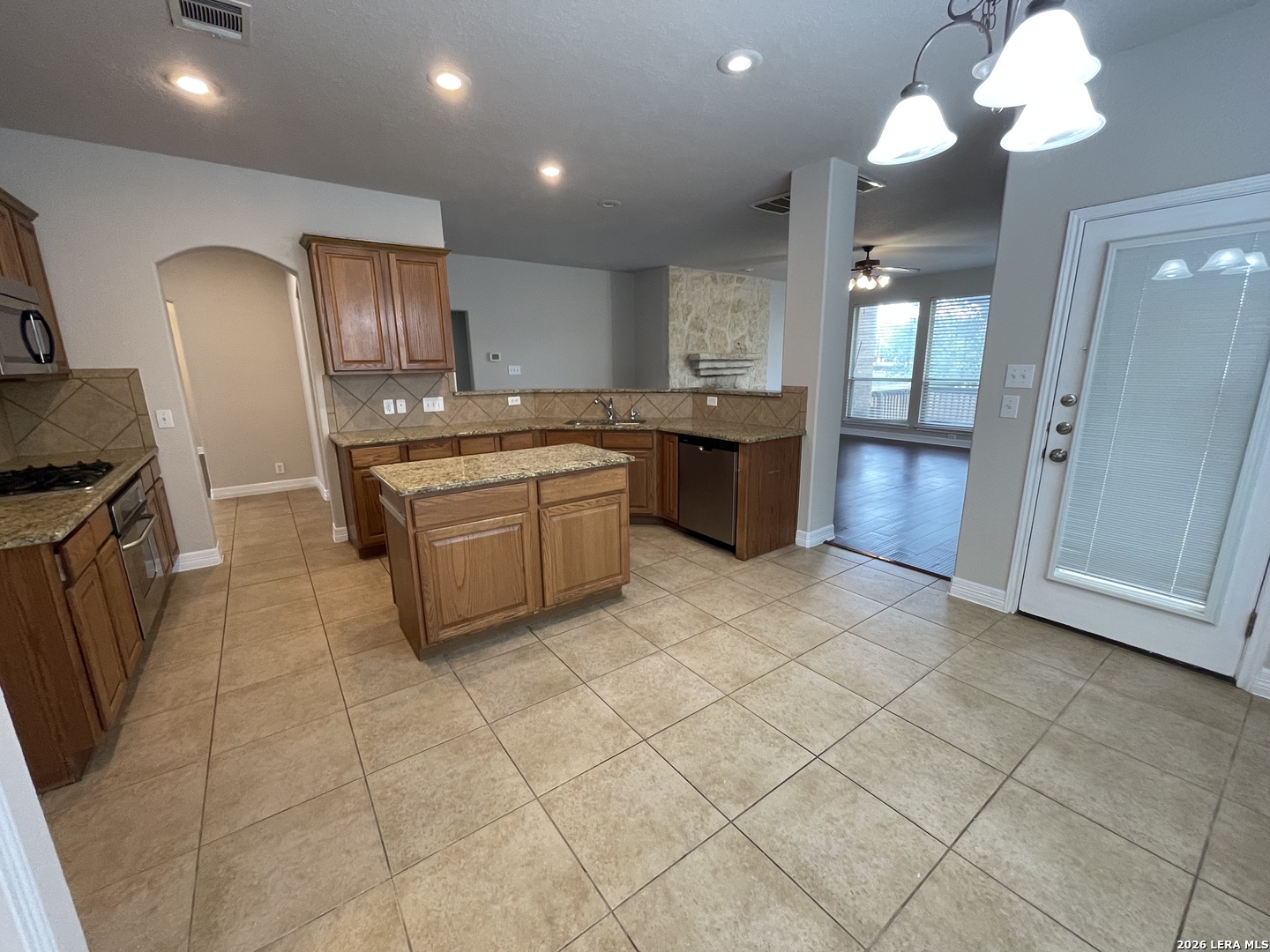 522 Calm Springs San Antonio TX 78260