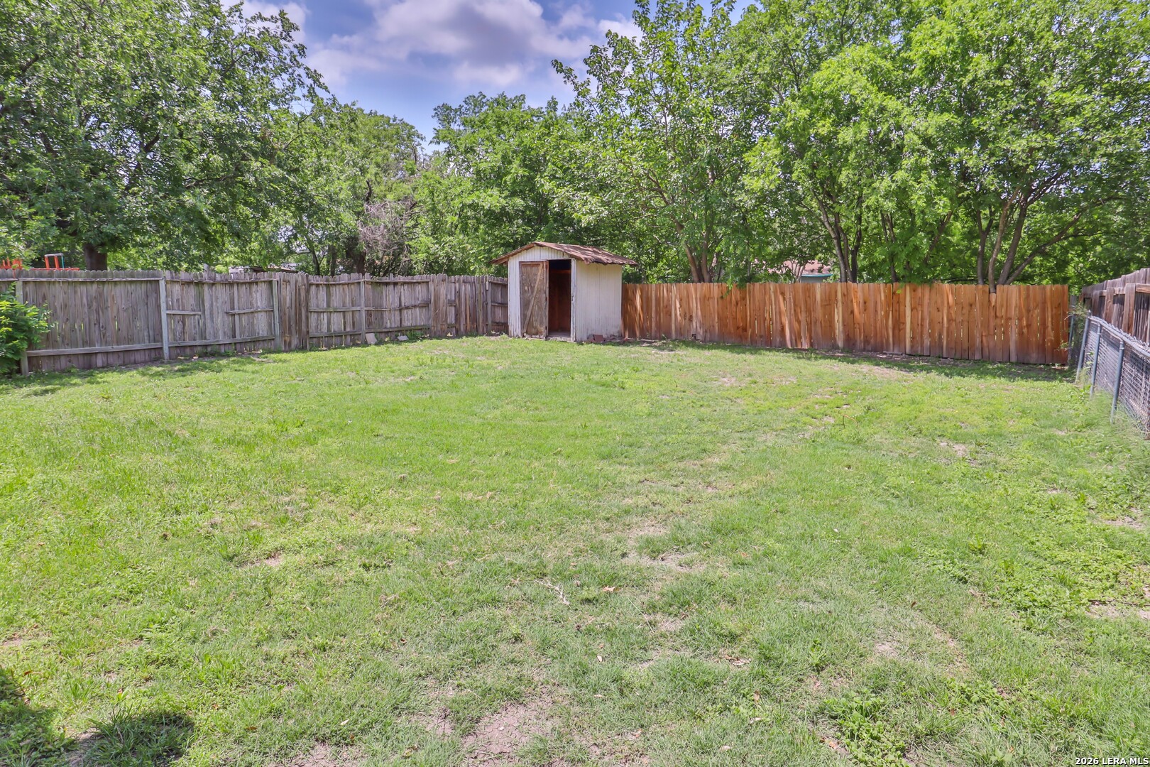 1815 Big Rock San Antonio TX 78227