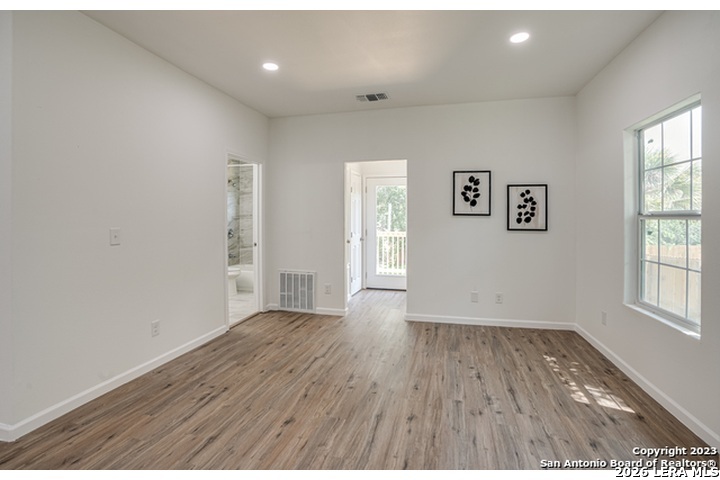933 Denver San Antonio TX 78210