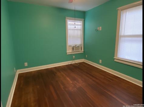1130 Sims Avenue San Antonio TX 78225