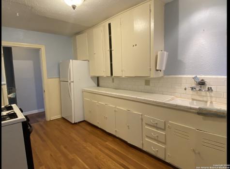 1130 Sims Avenue San Antonio TX 78225