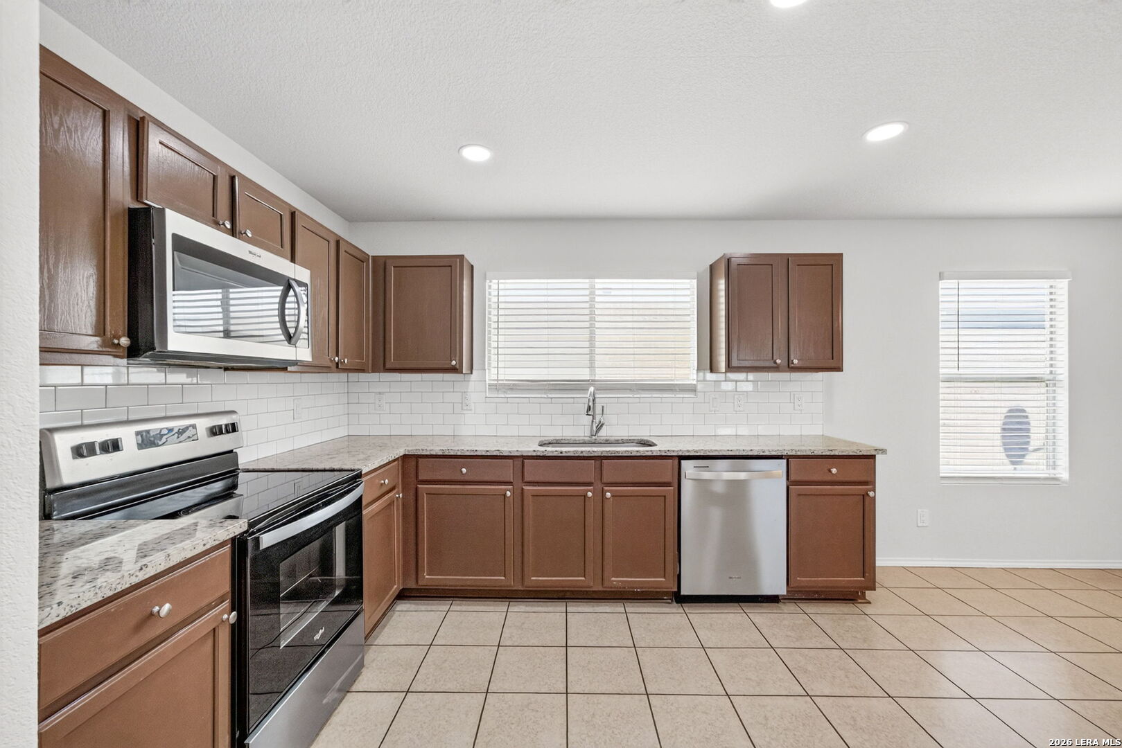 6106 Valparaiso Way San Antonio TX 78249
