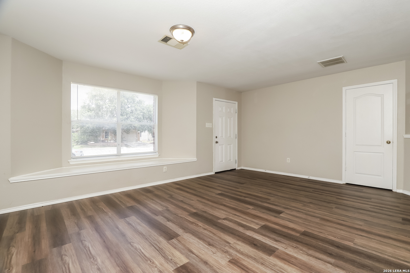 6026 Ironmill Converse TX 78109