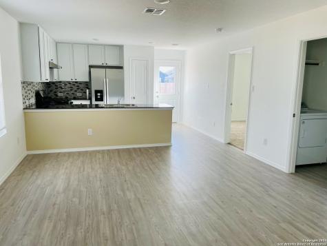 5847 Coahulia Seguin TX 78155