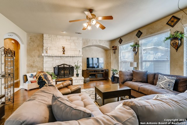 1414 Muleshoe Pass San Antonio TX 78258