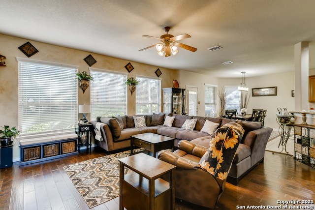 1414 Muleshoe Pass San Antonio TX 78258