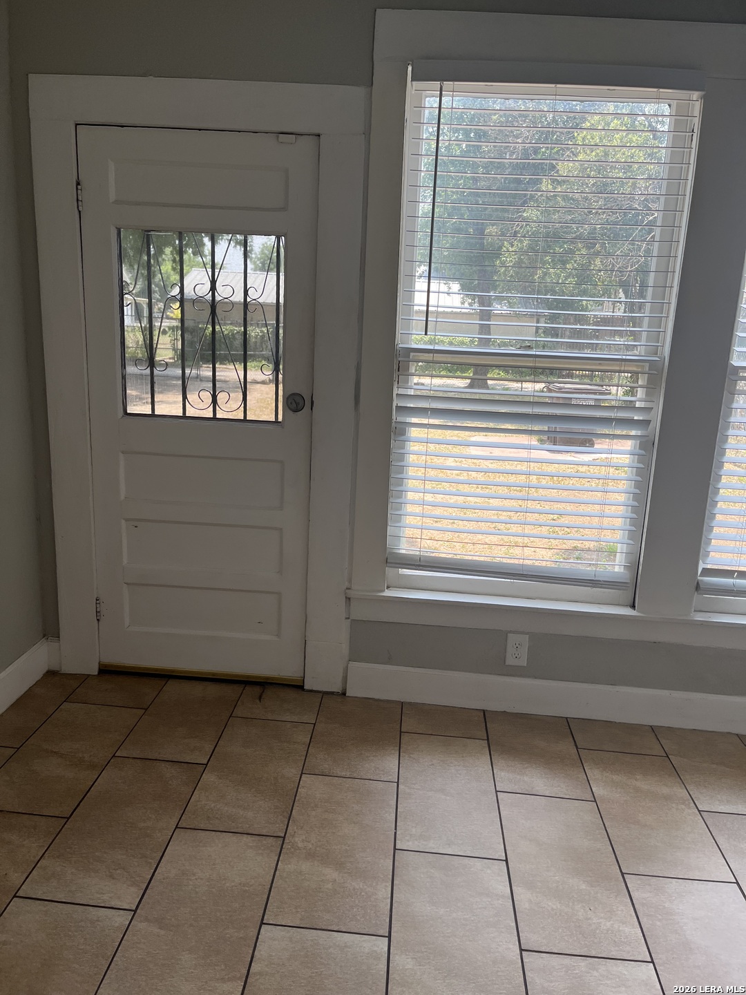 2108 Saunders Avenue San Antonio TX 78207