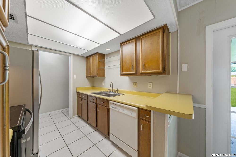 7422 Stonehouse Drive San Antonio TX 78227