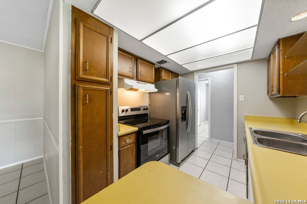 7422 Stonehouse Drive San Antonio TX 78227