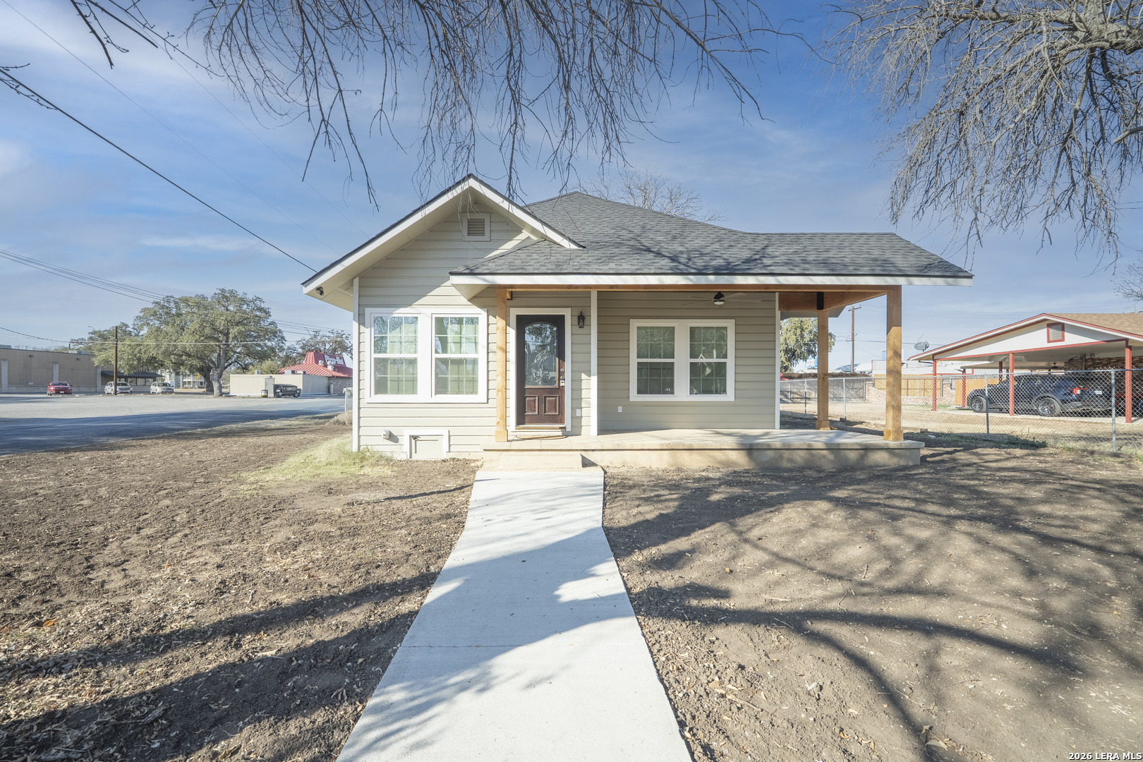 710 20th Street Hondo TX 78861