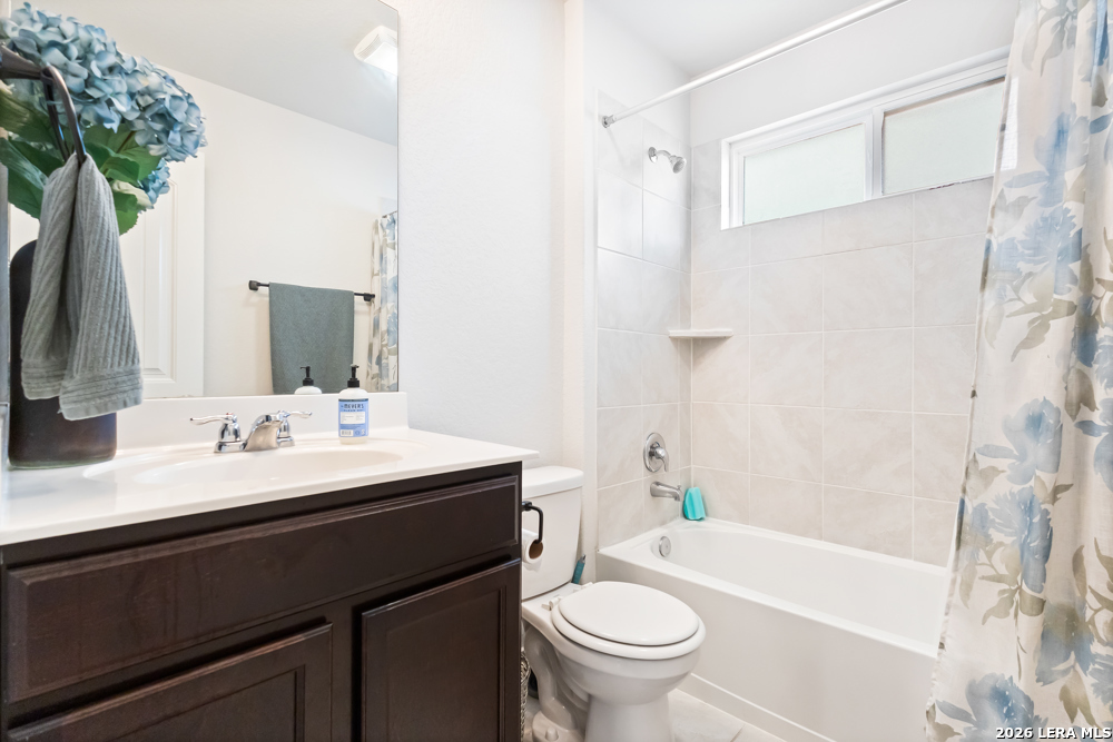 5919 Hindes Stone San Antonio TX 78253