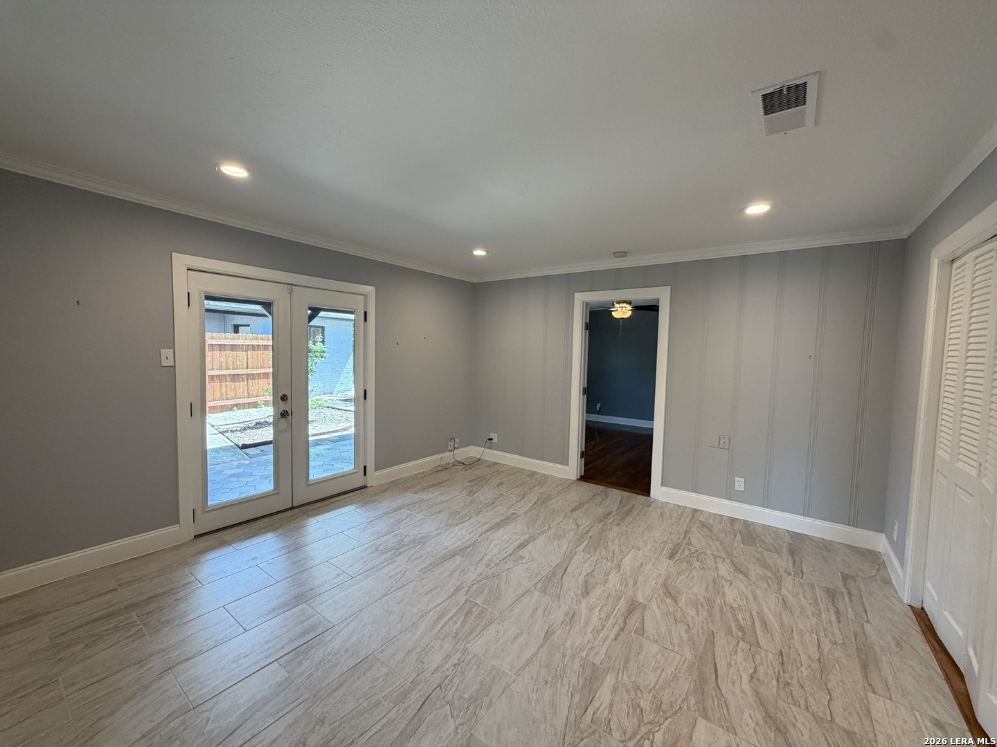 2555 W Kings Highway San Antonio TX 78228