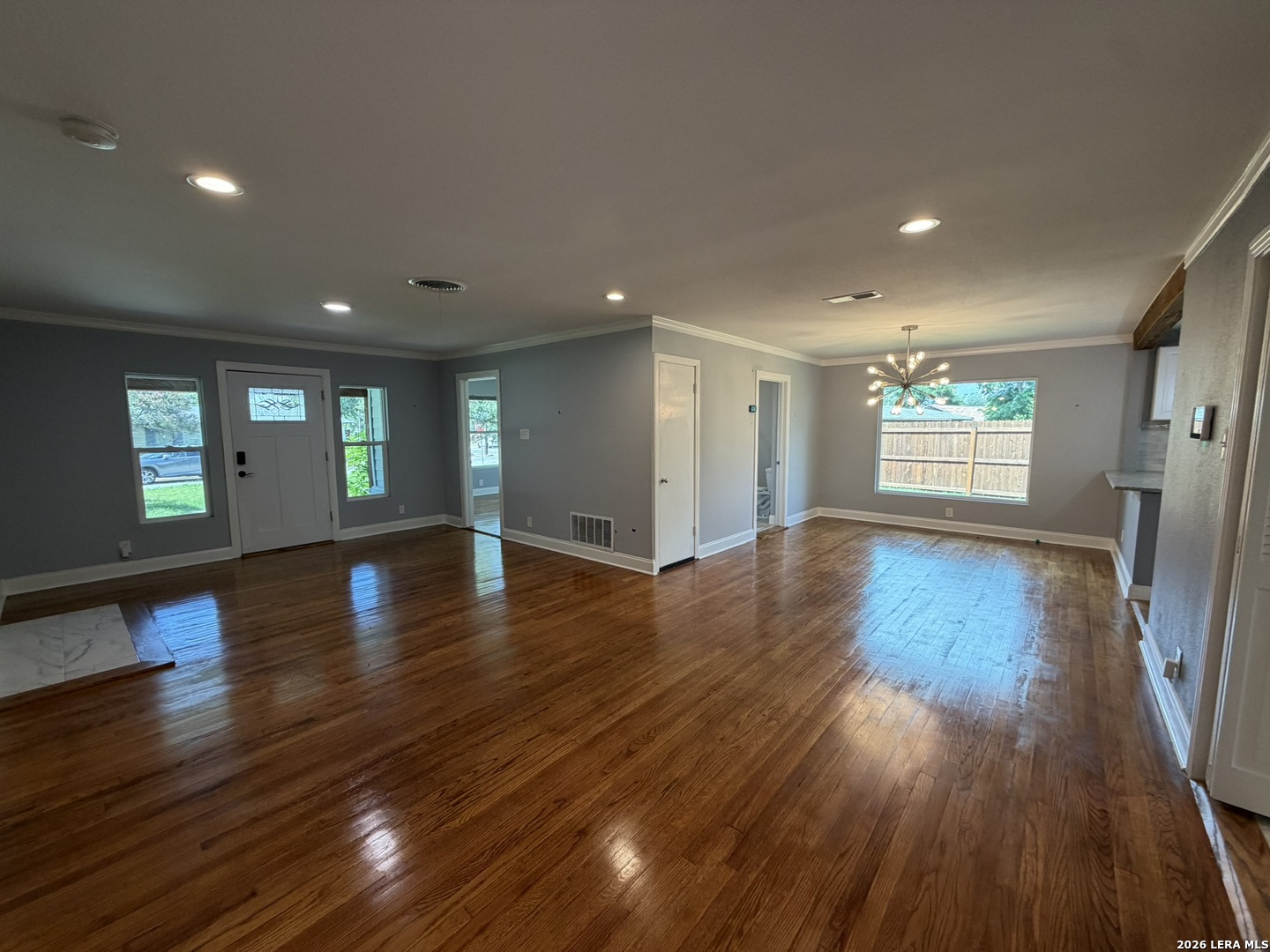 2555 W Kings Highway San Antonio TX 78228