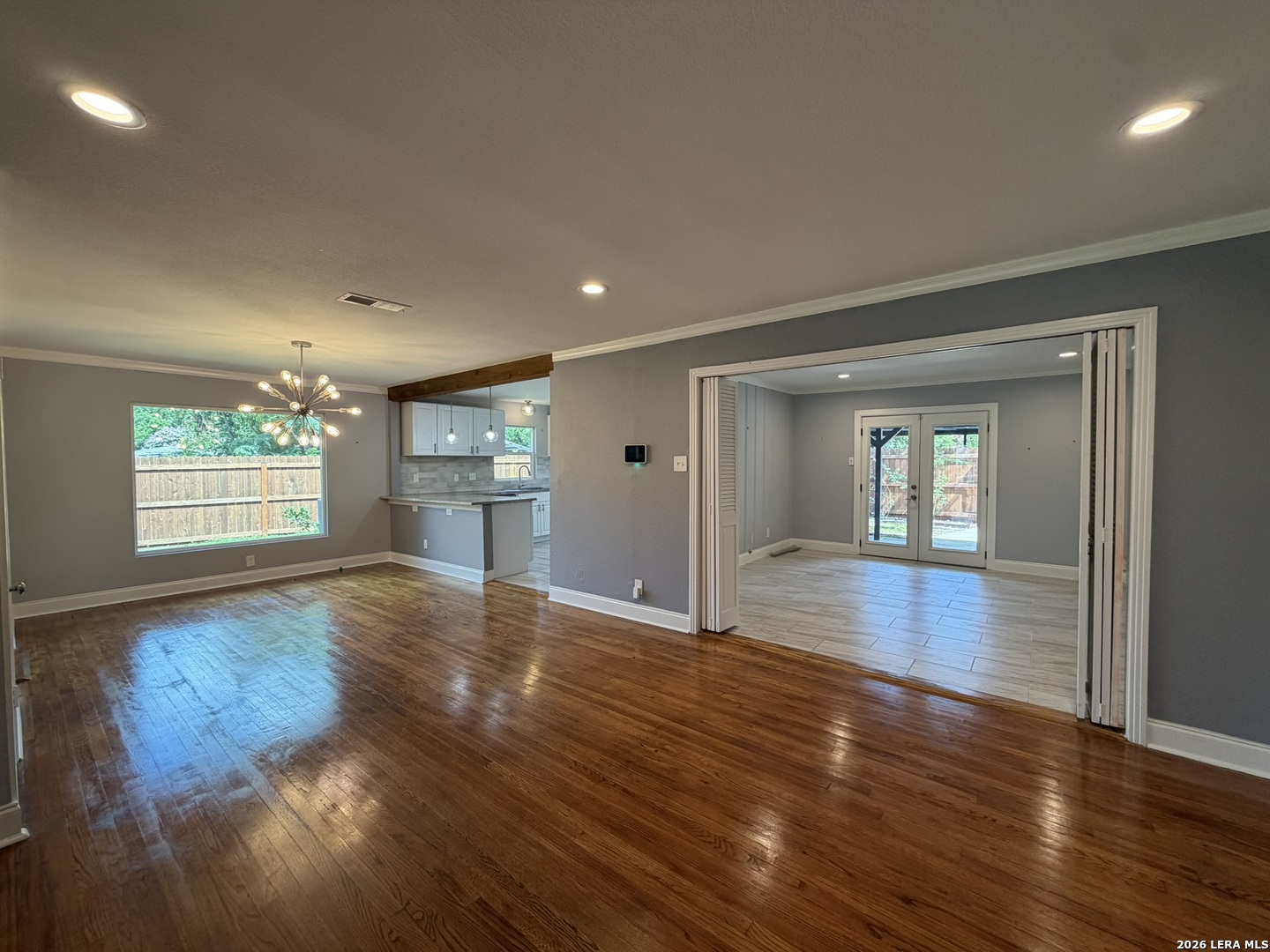2555 W Kings Highway San Antonio TX 78228