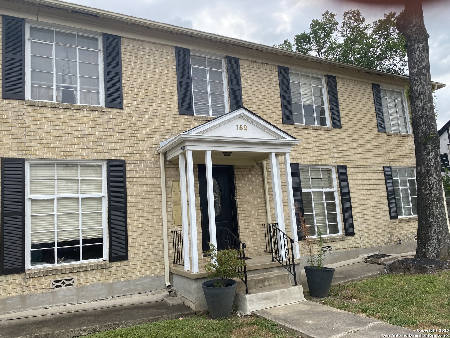 152 Terrell Road Alamo Heights TX 78209