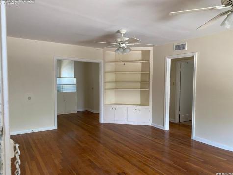 152 Terrell Road Alamo Heights TX 78209
