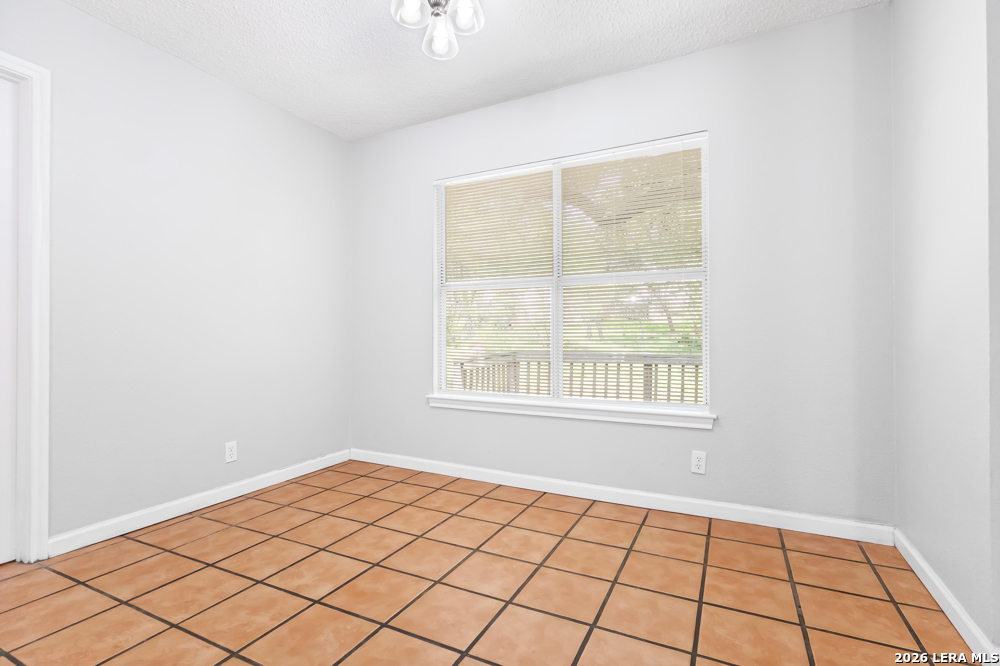 7705 Autumn Bluff San Antonio TX 78240