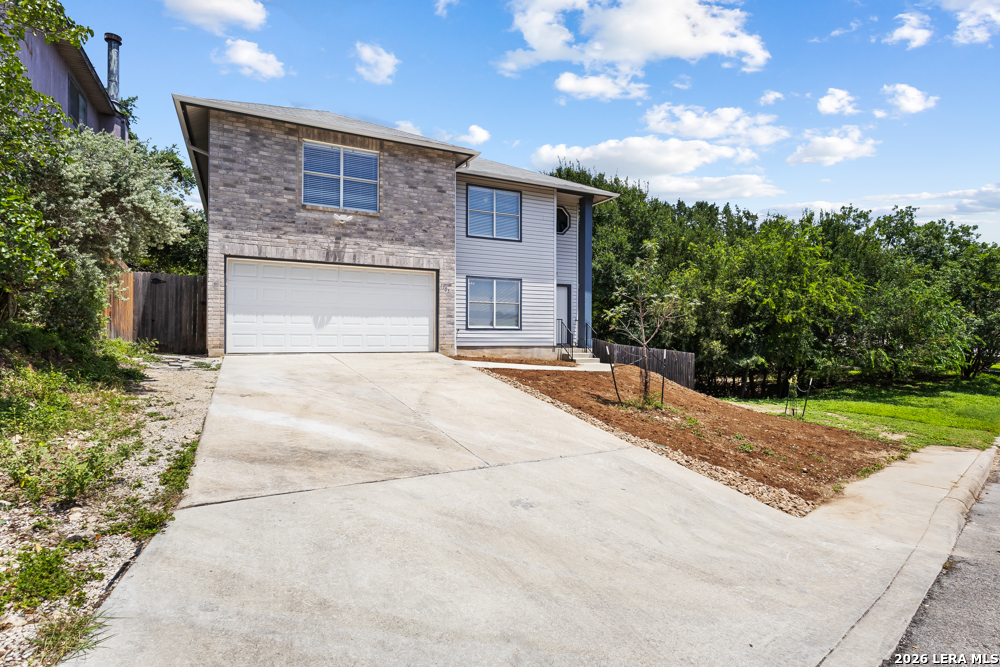 7705 Autumn Bluff San Antonio TX 78240