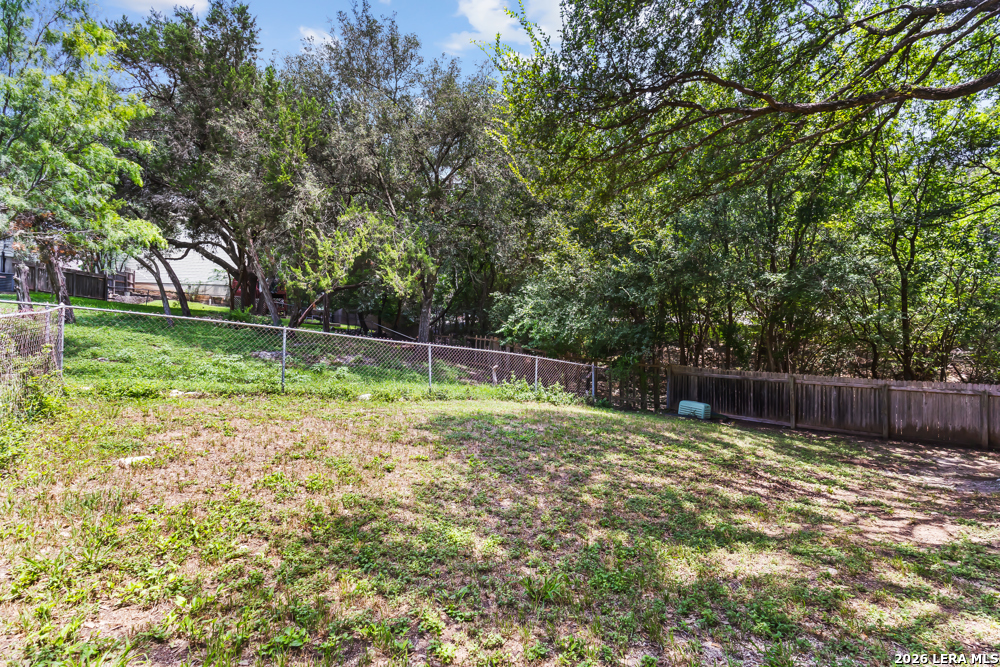7705 Autumn Bluff San Antonio TX 78240