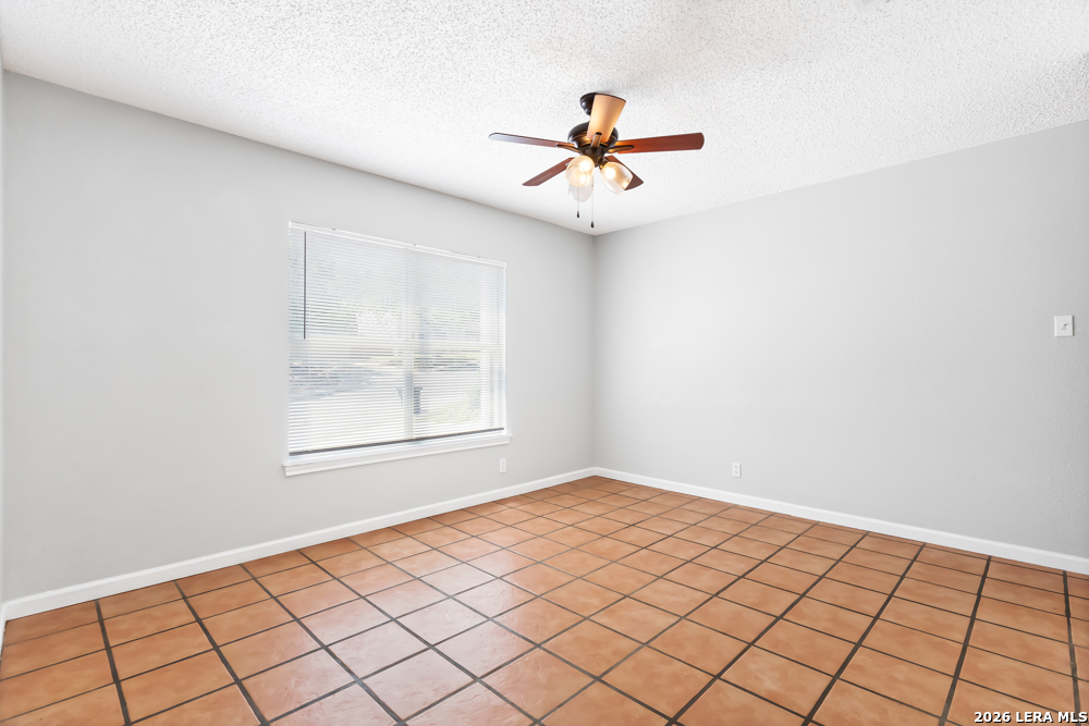 7705 Autumn Bluff San Antonio TX 78240
