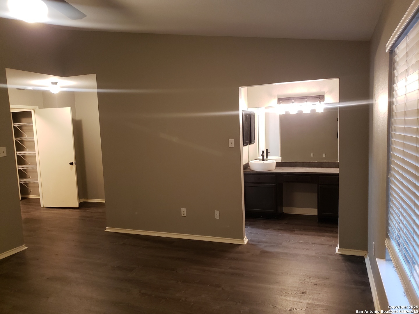 6046 Bantry Bay San Antonio TX 78240