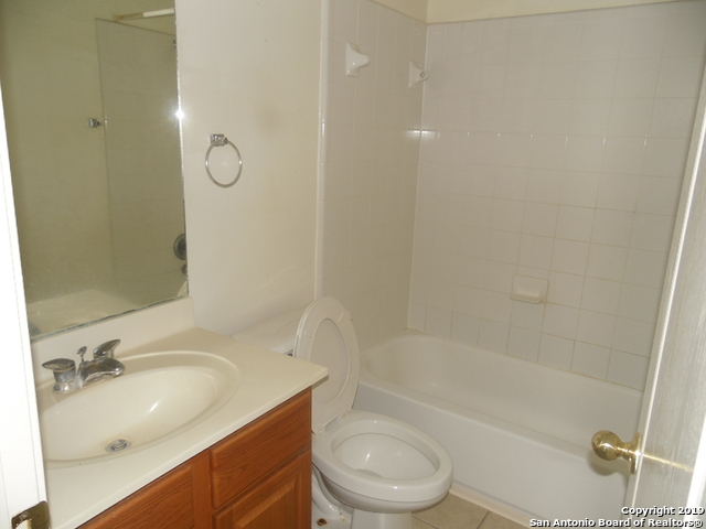 22354 Chimayo San Antonio TX 78258
