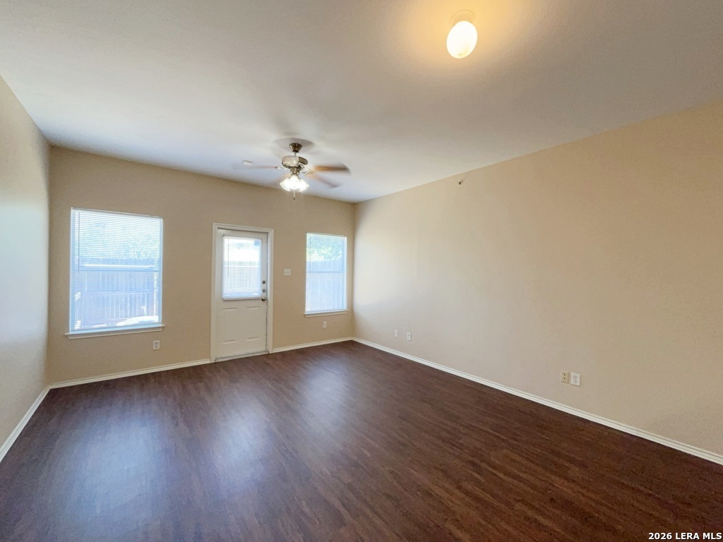 10826 Mathom Landing Universal City TX 78148