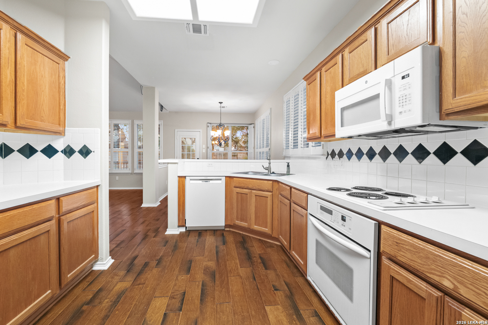 2634 Lakehills San Antonio TX 78251