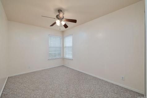 30 Pembroke Lane San Antonio TX 78240